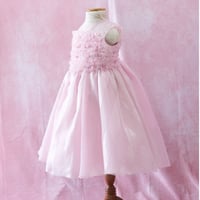 【レンタルドレス】　　　たっぷりギャザーのお花畑<ドレス丈 64cm>