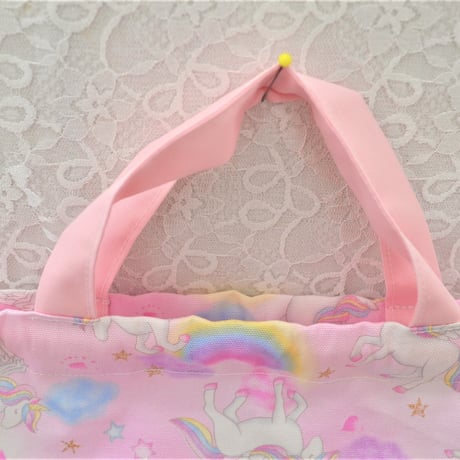 ナップサック　虹色ユニコーン