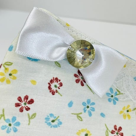 【人気があるので再販します！】さらさらさわやかプリンセスマスク　クリーム小花の花畑　子供用Sサイズ