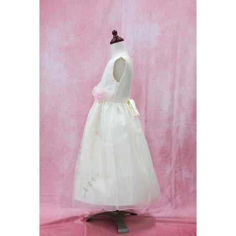 【レンタルドレス】　　　小花をちらしたアイボリー<ドレス丈 89cm>