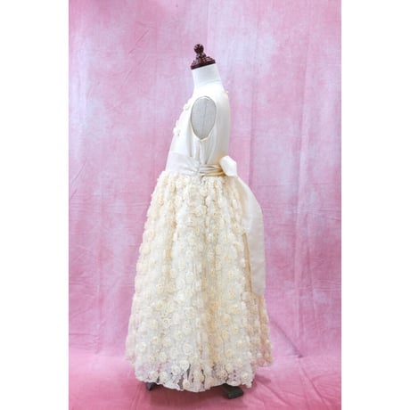 【レンタルドレス】　　　ふわふわお花のベージュ　<ドレス丈 92cm>