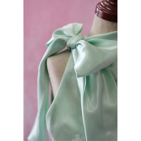 【レンタルドレス】　　　気品溢れるミントグリーン<ドレス丈 76cm>