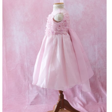 【レンタルドレス】　　　たっぷりギャザーのお花畑<ドレス丈 64cm>
