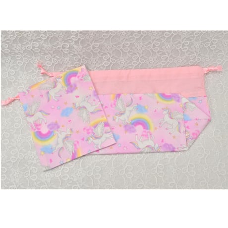 お弁当袋とコップ袋　虹色ユニコーン
