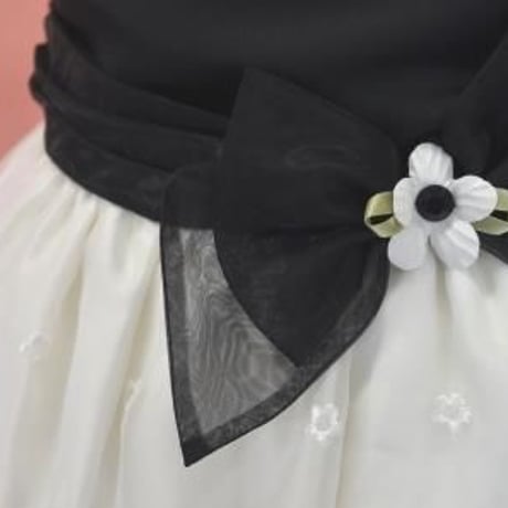 【レンタルドレス】　　　バイカラーフラワー刺繍　<ドレス丈 73cm>