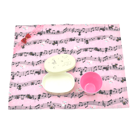 【販売商品】プリンセスランチョンマット　にゃんにゃん音符