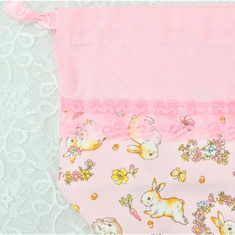 お弁当袋とコップ袋　お花とうさぎ