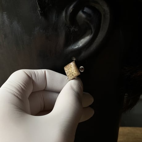 antique dial square rhombus earrings "GRUEN"(ボックス付)【K1003】