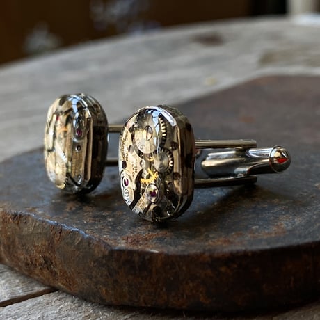 【new!!】antique movement cufflinks "GRUEN"(ボックス付)【K1011】