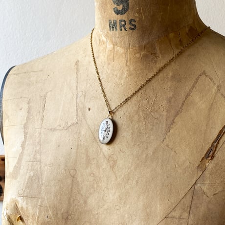 antique oval dial necklace K18GP 【K0880】