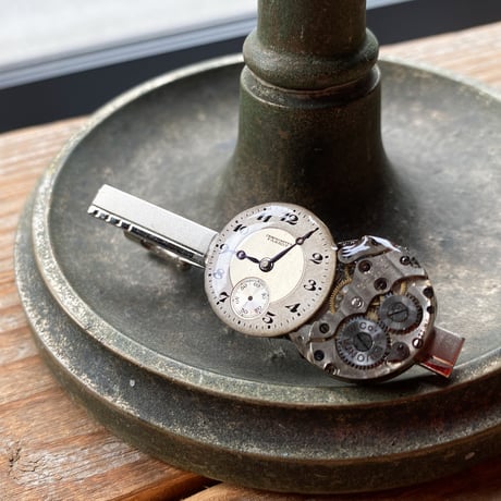 antique dial&movement tiepin【K0843】
