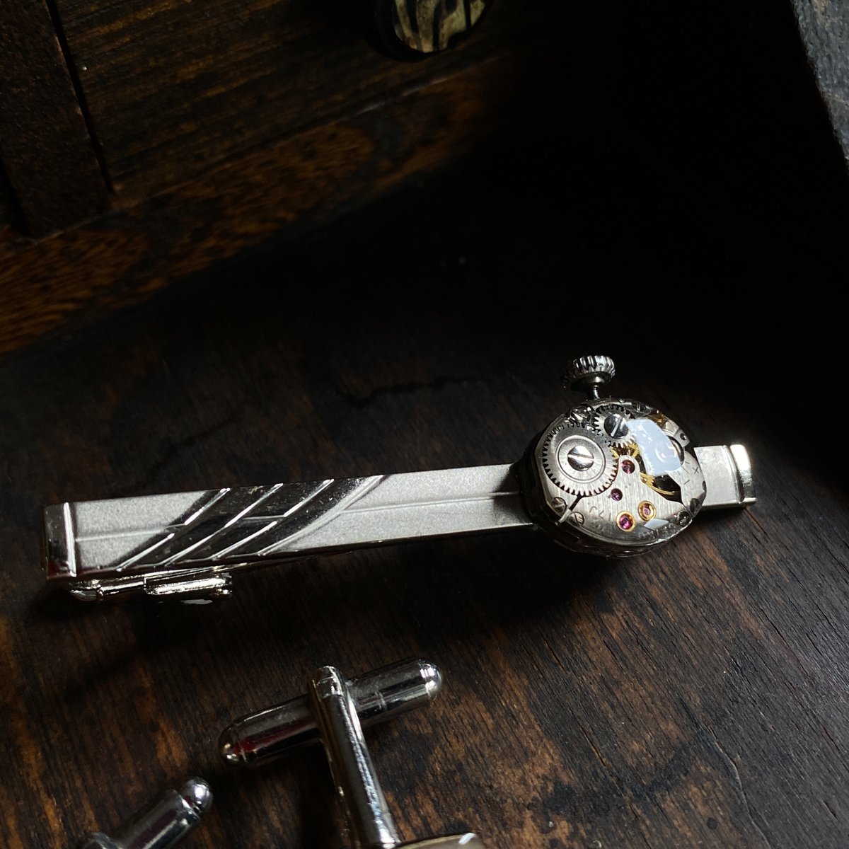 antique movement tiepin 