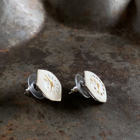 【K0625】 dial pierced earrings