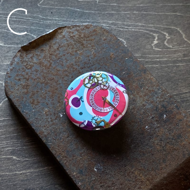 CLOPOA inner collection 缶バッジ(小) | 9時5分の歯車