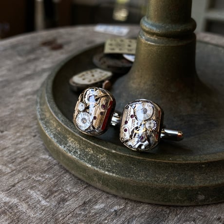 【new!!】antique movement cufflinks "GRUEN"(ボックス付)【K1011】