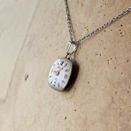 antique square dial necklace "BULOVA"【K891】