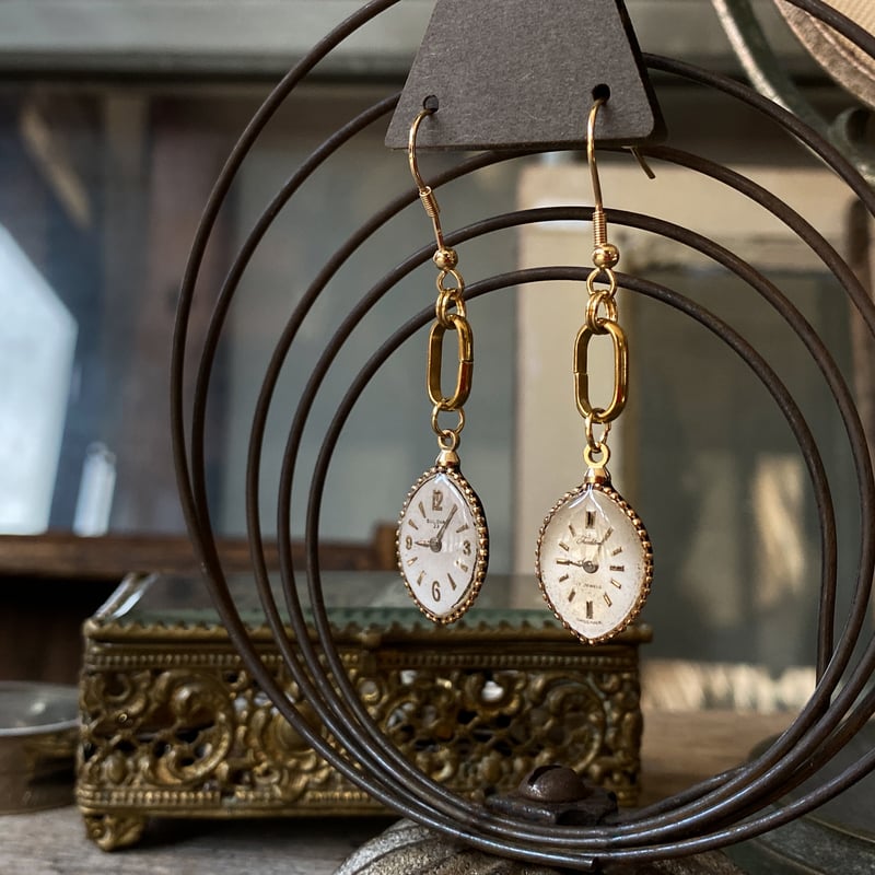 new!!】antique teardrop dial silhouette hook pi