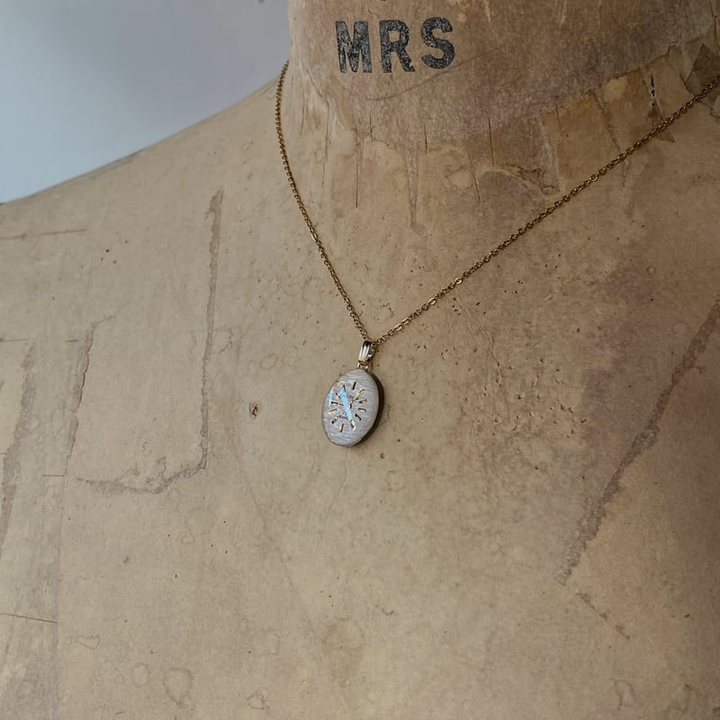 new!!】antique oval dial necklace K18GP 