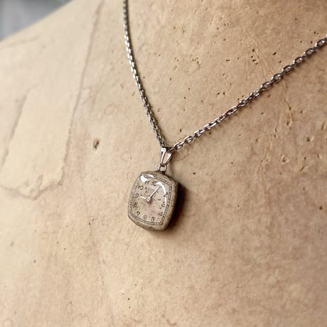 antique dial necklace "BULOVA"【K0831】