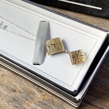 【new!!】 antique square double dial necklace "Lavallière type" SV925 (ボックス付)【K0987】