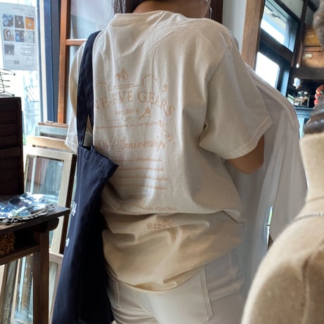 9時5分の歯車オリジナルTシャツ "10th ANNVERSARY" ナチュラル×ベージュ