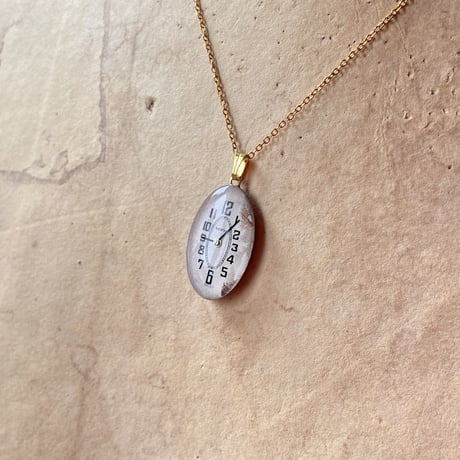 【new!!】antique oval dial necklace "SWISS MADE"【K1023】