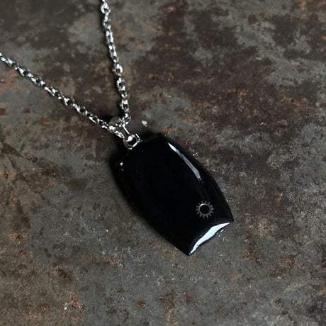antique tonneau dial necklace【K0704】
