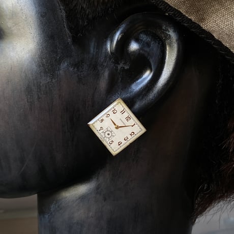 【企画展作品】antique dial square rhombus earrings【something special/S0021】