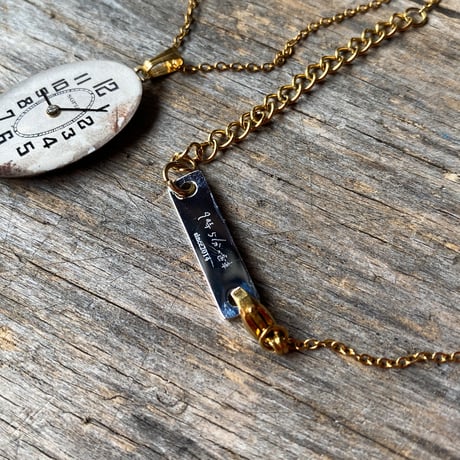 【new!!】antique oval dial necklace "SWISS MADE"【K1023】