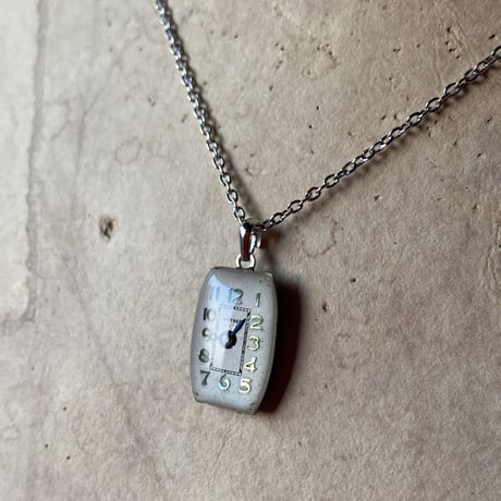 【K0665】antique rectangle dial necklace