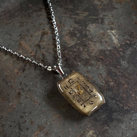【K0656】antique rectangle dial necklace