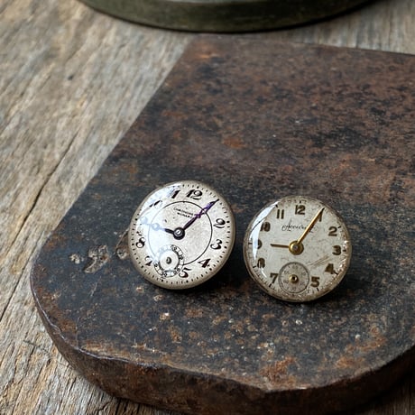 antique round dial pierced earrings【K0925】