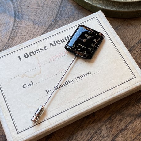 antique black dial hatpin/lapel pin(ボックス付)【K0828】