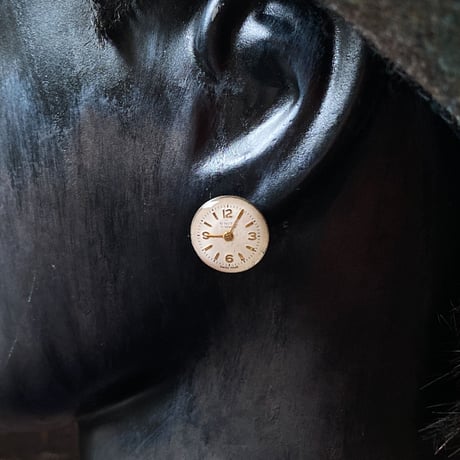 antique dial asymmetry pierced earrings【K0967】