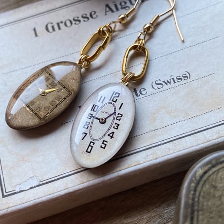 antique oval dial hook pierced earrings K18GP (ボックス付)【K0912】