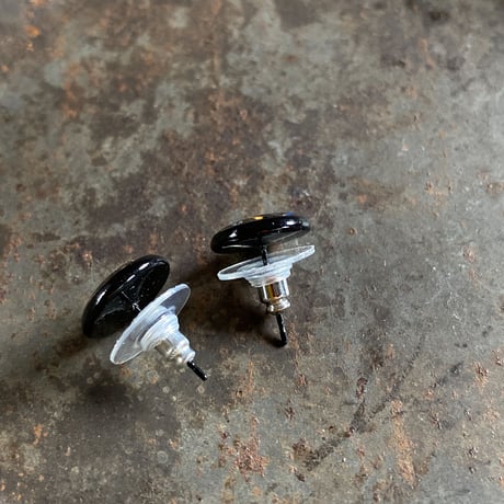 【K0627】 CLOPOA BLACK petit pierced earrings blue