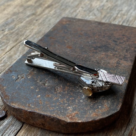 antique movement tiepin "BULOVA"【K0940】