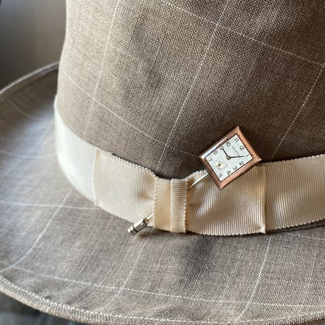 【企画展作品】antique square dial hatpin/lapelpin 【something special/S0028】