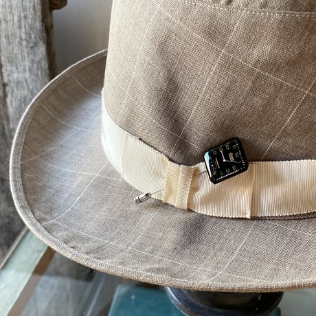【企画展作品】antique square dial hatpin/lapelpin 【something special/S0029】
