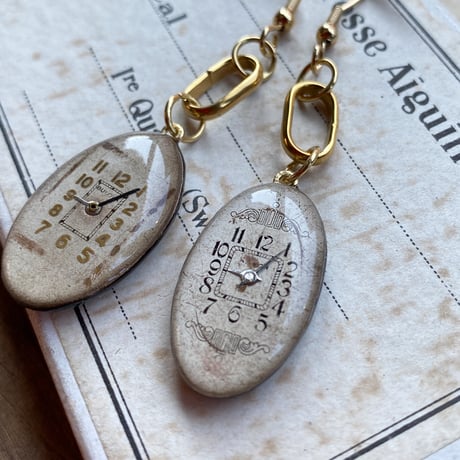 antique oval dial hook pierced earrings K18GP【K0844】