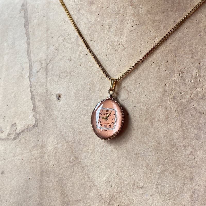 new!!】antique teardrop dial silhouette necklac