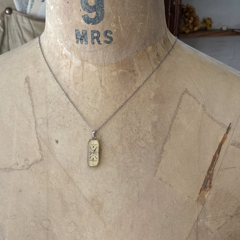 antique rectangle necklace 