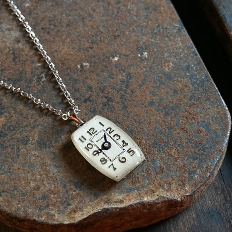 【K0665】antique rectangle dial necklace