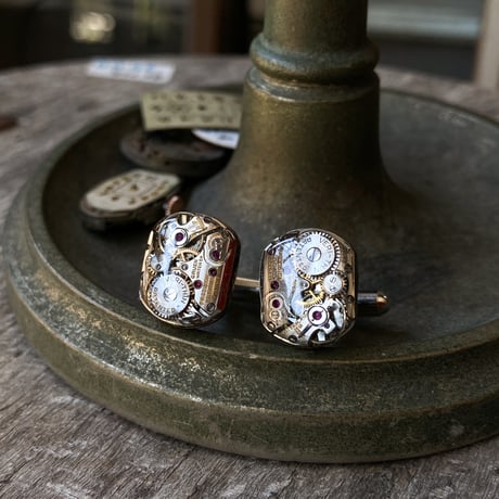 【new!!】antique movement cufflinks "GRUEN"(ボックス付)【K1011】