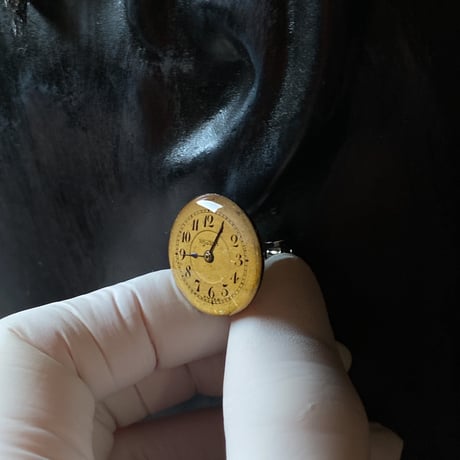 antique dial asymmetry color earrings【K0975】