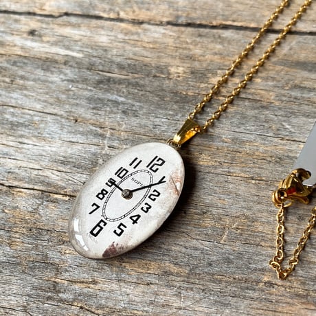 【new!!】antique oval dial necklace "SWISS MADE"【K1023】