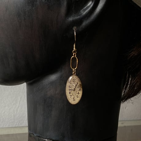 antique oval dial coilhook pierced earrings K18GP【K0817】