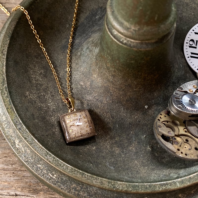 new!!】antique square dial necklace K18GP 