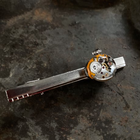 【K0674】antique movement colors tiepin(ボックス付)