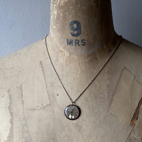 antique round dial necklace 【K0556】